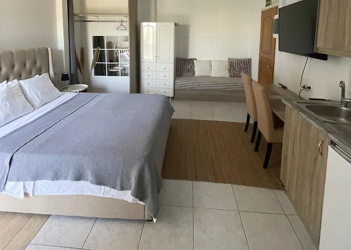 Апартаменты Greece Now Патра